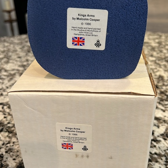 Malcolm Cooper Kings Arms Great British Pubs - Picture 8 of 13